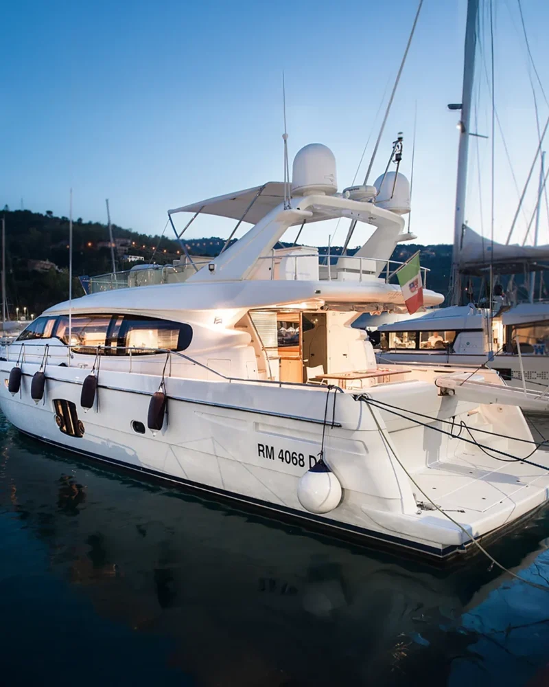 Ferretti Yachts 630